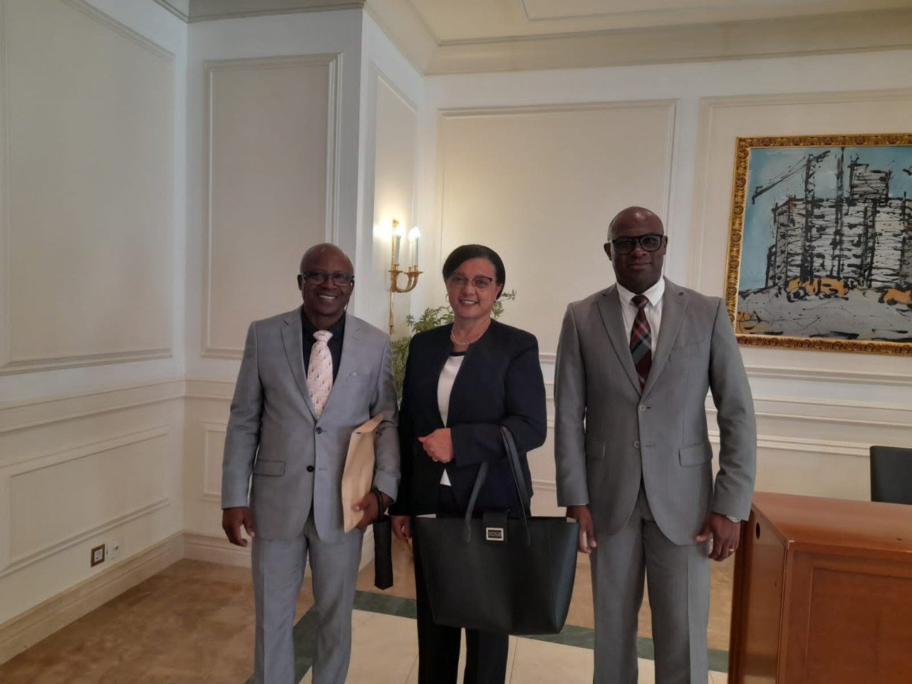 parceiros sociais e a comissão de saúde, educação